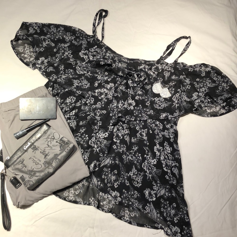 Black and white floral Cold Shoulder Blouse